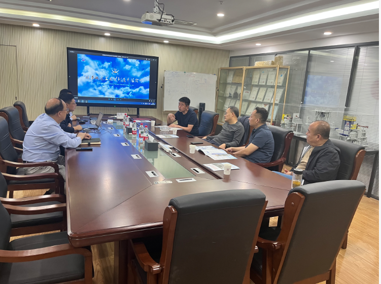 山西客戶蒞臨我公司考察交流，共探礦棉爐設(shè)備技術(shù)升級(jí)與合作新機(jī)遇